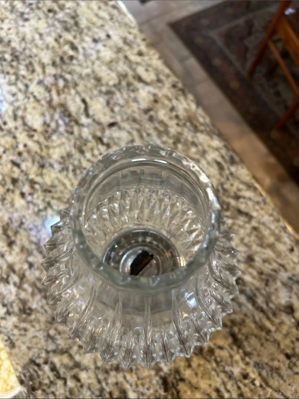 Clear Glass Vintage-Diamond Cut Style Table Oil Lamp -